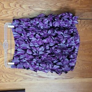 Worthington  very Pretty ruffled black skirt with purple and white tulips